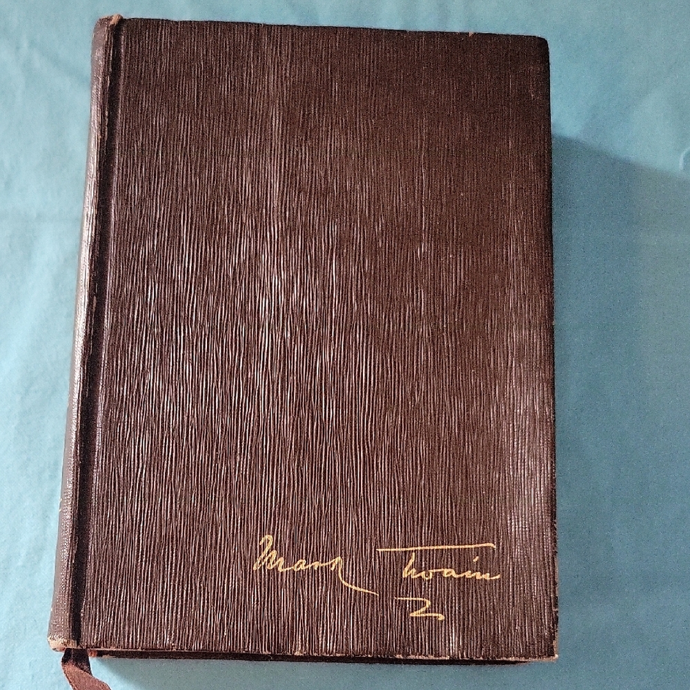 Vintage "The Complete Short Stories and Famous Essays of Mark Twain"